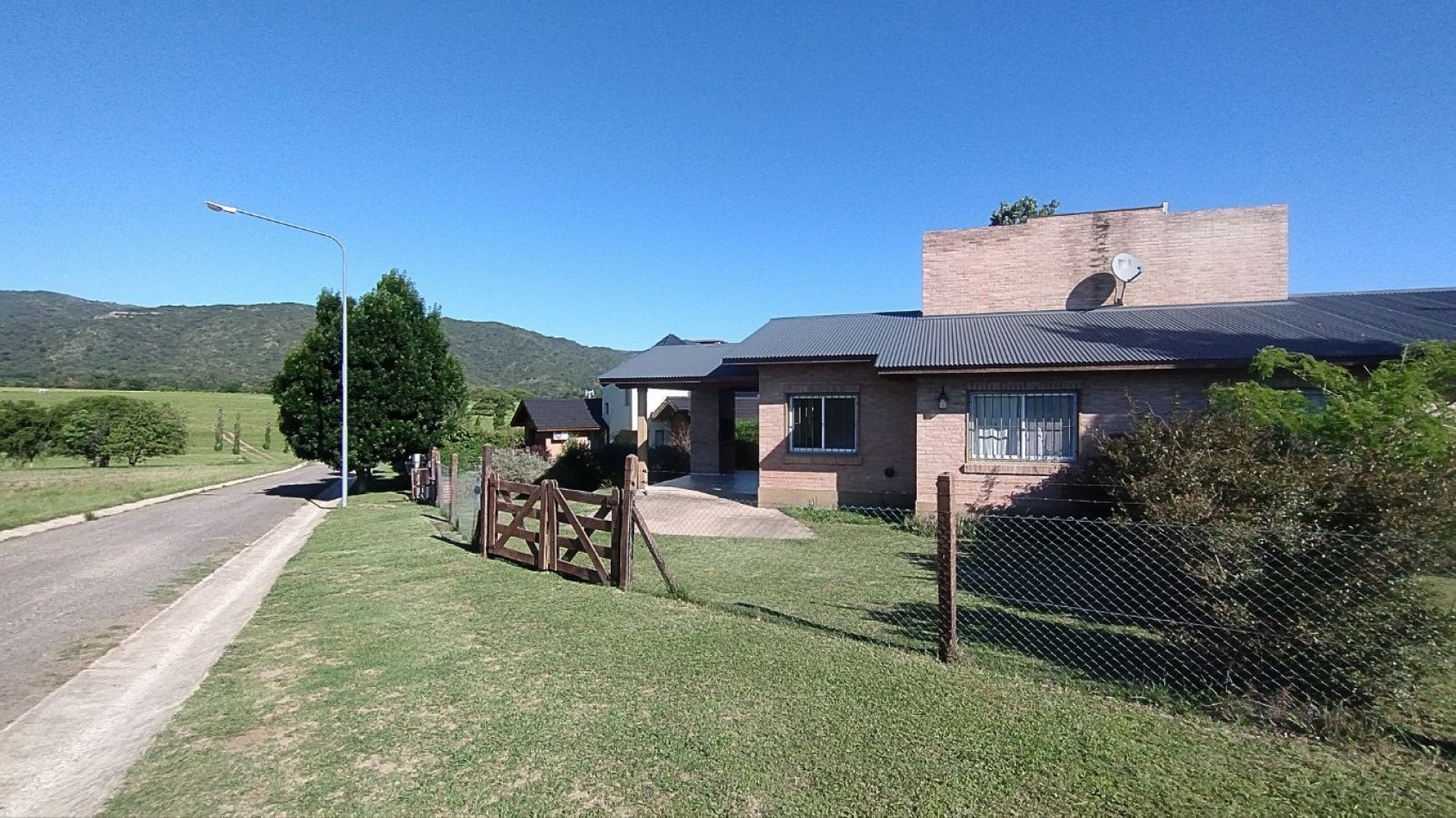EXCELENTE OPORTUNIDAD DE INVERSION: 2 DUPLEX EN VILLA GENERAL BELGRANO