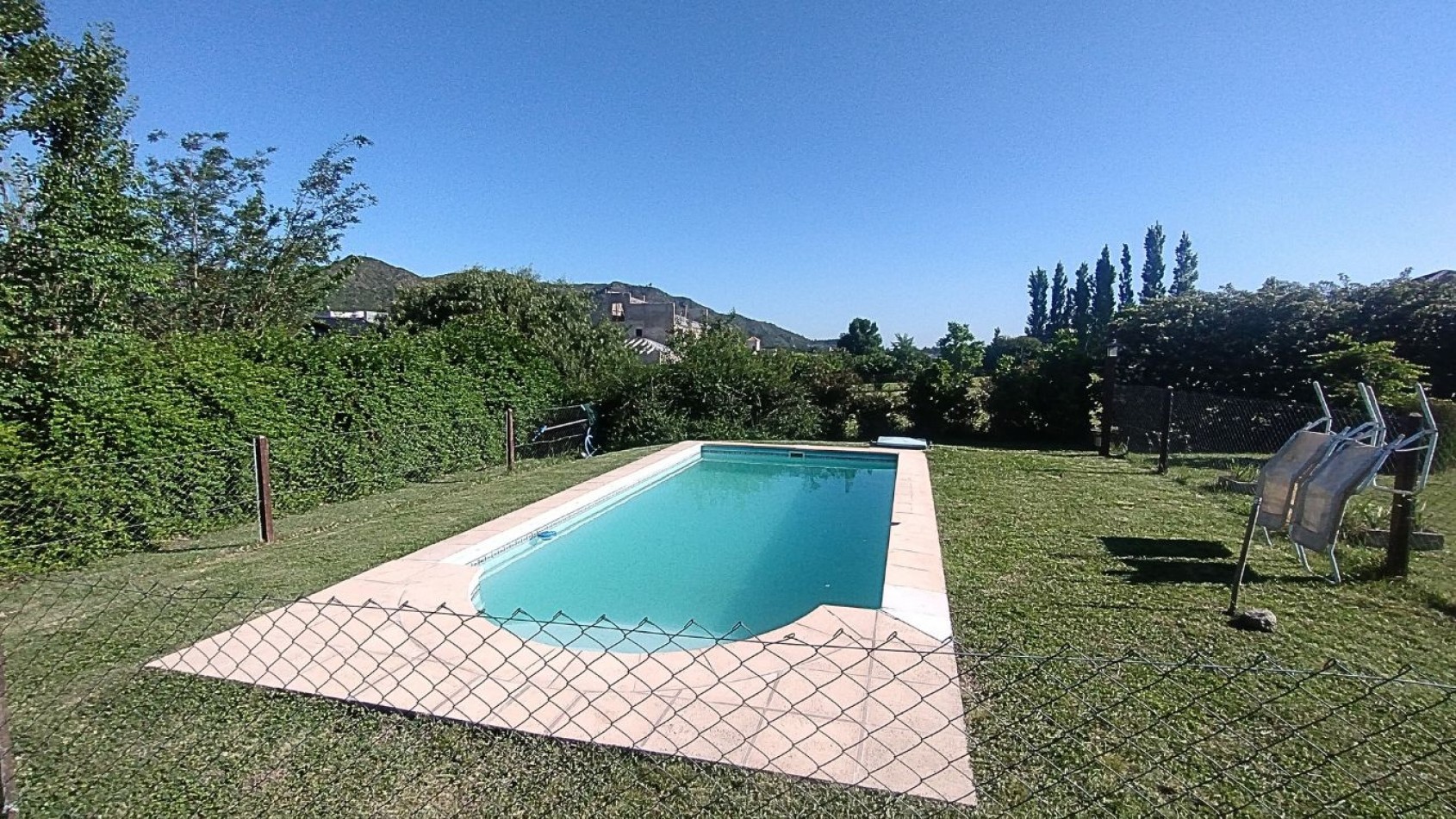 EXCELENTE OPORTUNIDAD DE INVERSION: 2 DUPLEX EN VILLA GENERAL BELGRANO