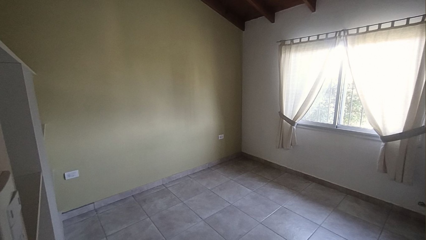 EXCELENTE OPORTUNIDAD DE INVERSION: 2 DUPLEX EN VILLA GENERAL BELGRANO