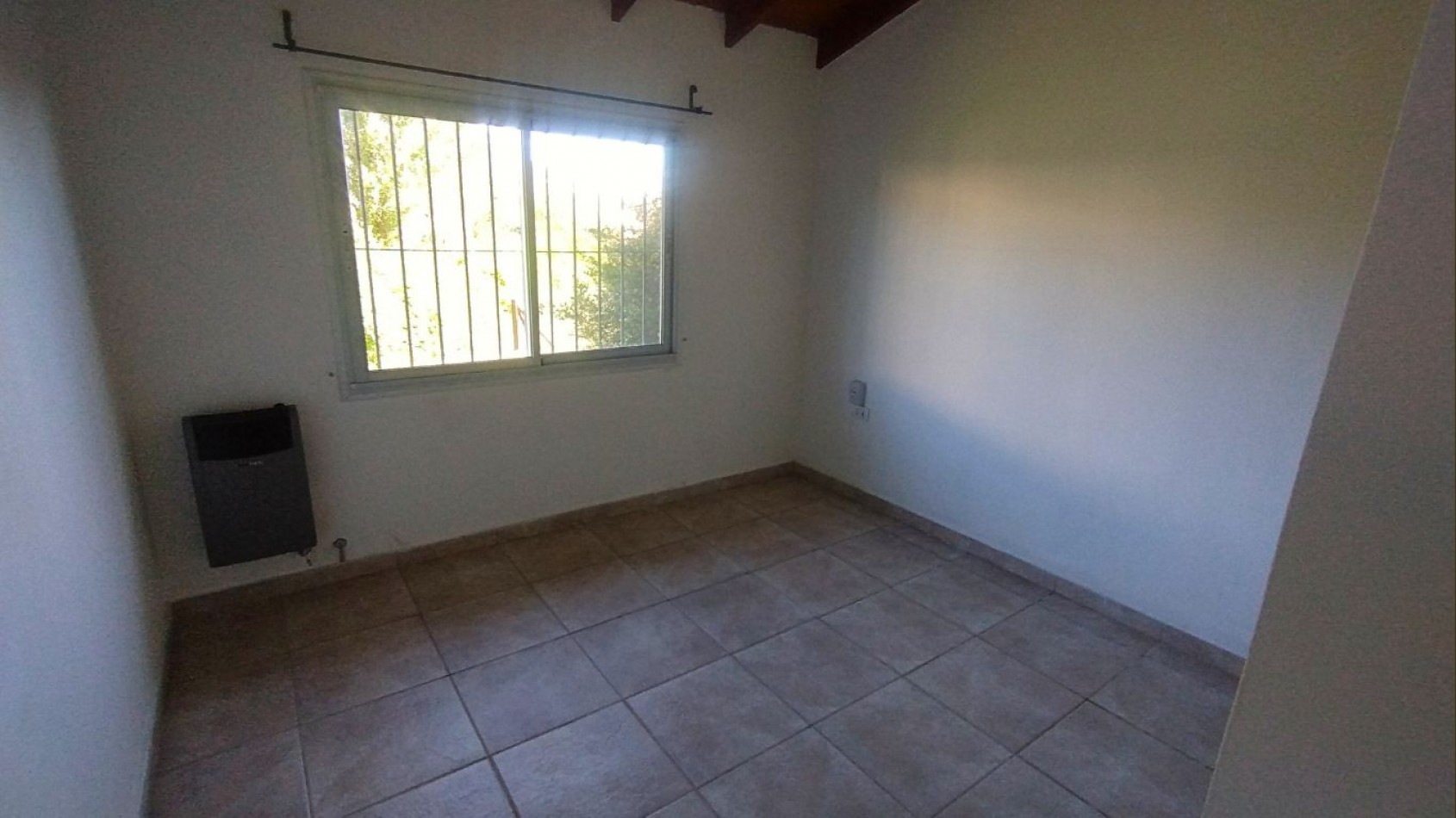 EXCELENTE OPORTUNIDAD DE INVERSION: 2 DUPLEX EN VILLA GENERAL BELGRANO