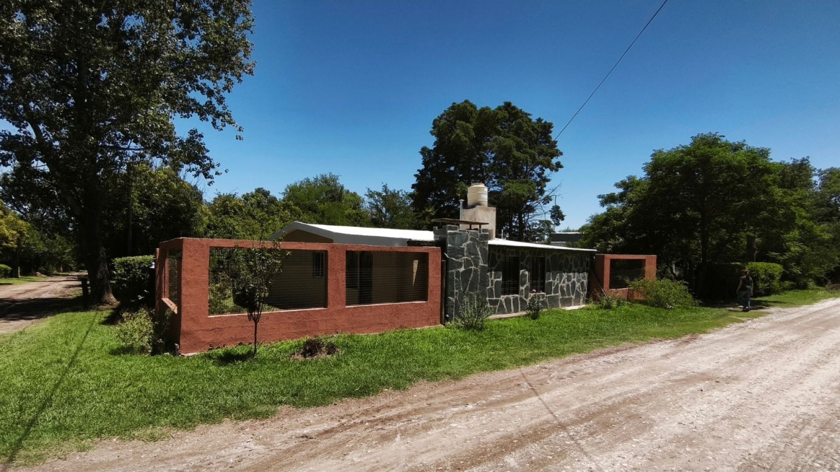 CASA EN VILLA CIUDAD PARQUE - EXCELENTE UBICACION