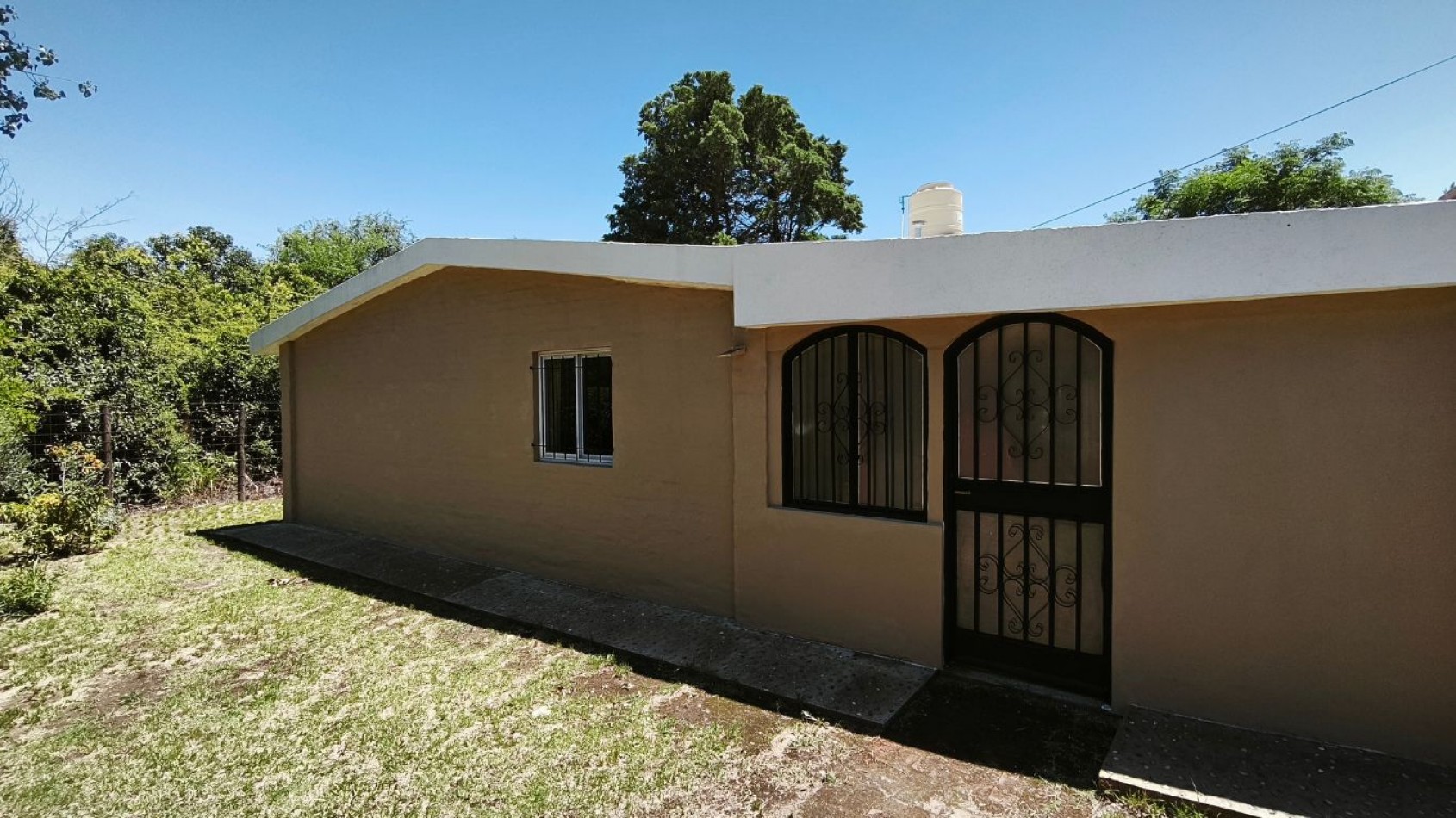 CASA EN VILLA CIUDAD PARQUE - EXCELENTE UBICACION