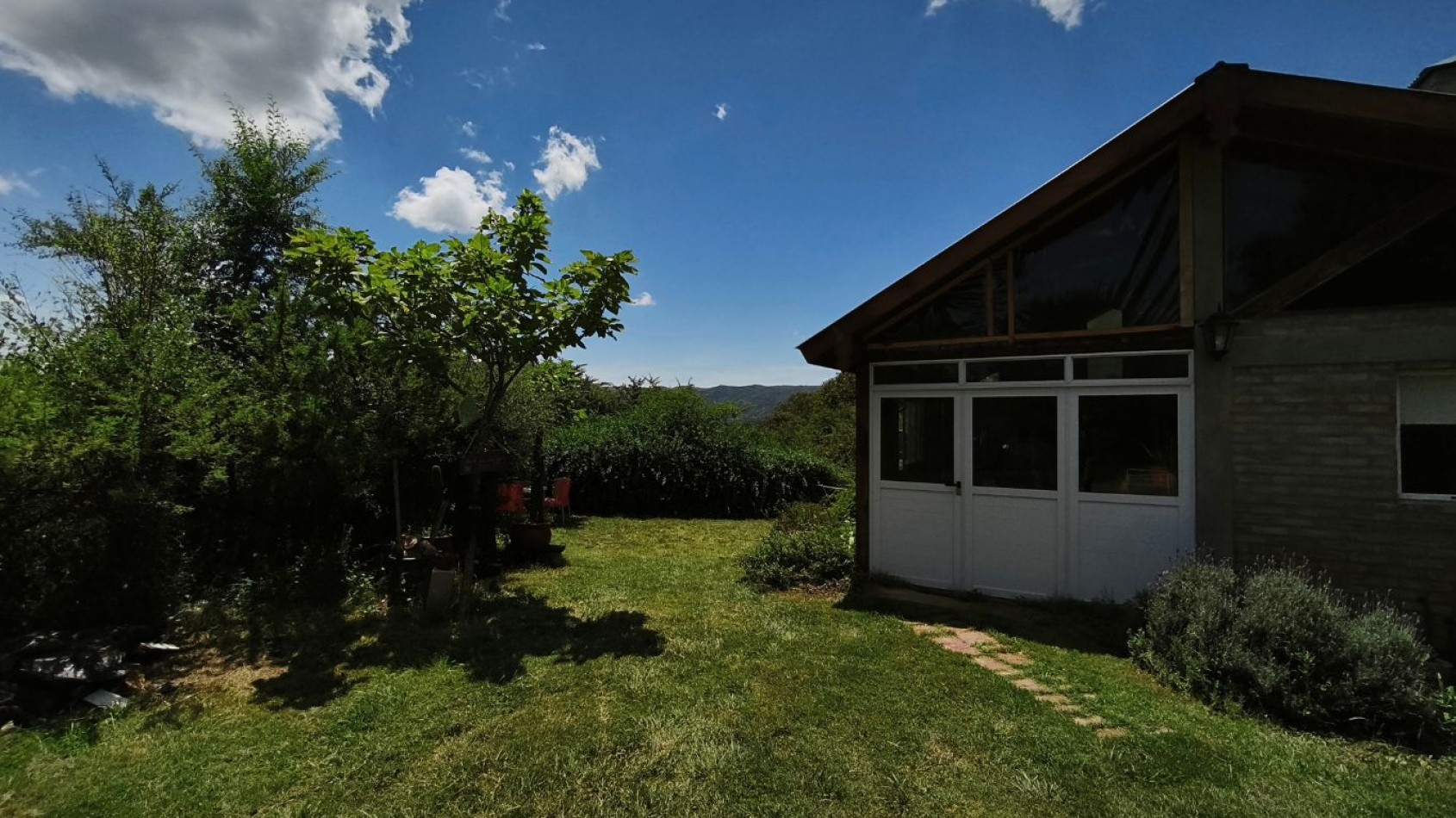 Alquiler permanente - Casa con 1 dormitorio en Villa General Belgrano 