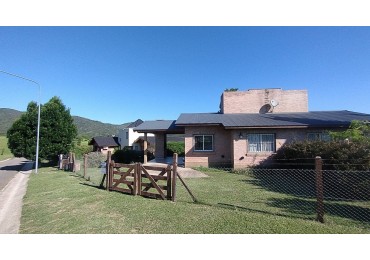EXCELENTE OPORTUNIDAD DE INVERSION: 2 DUPLEX EN VILLA GENERAL BELGRANO